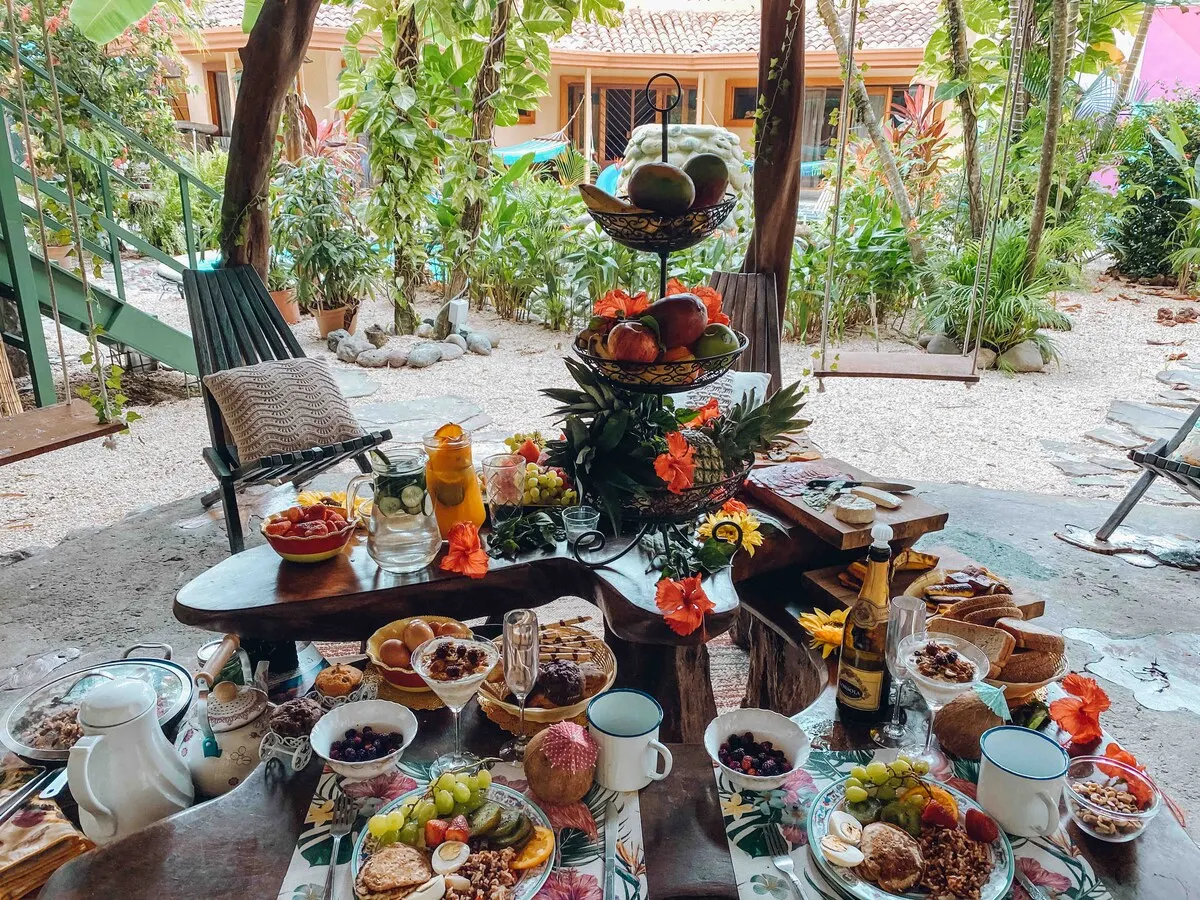 Breakfast in the garden